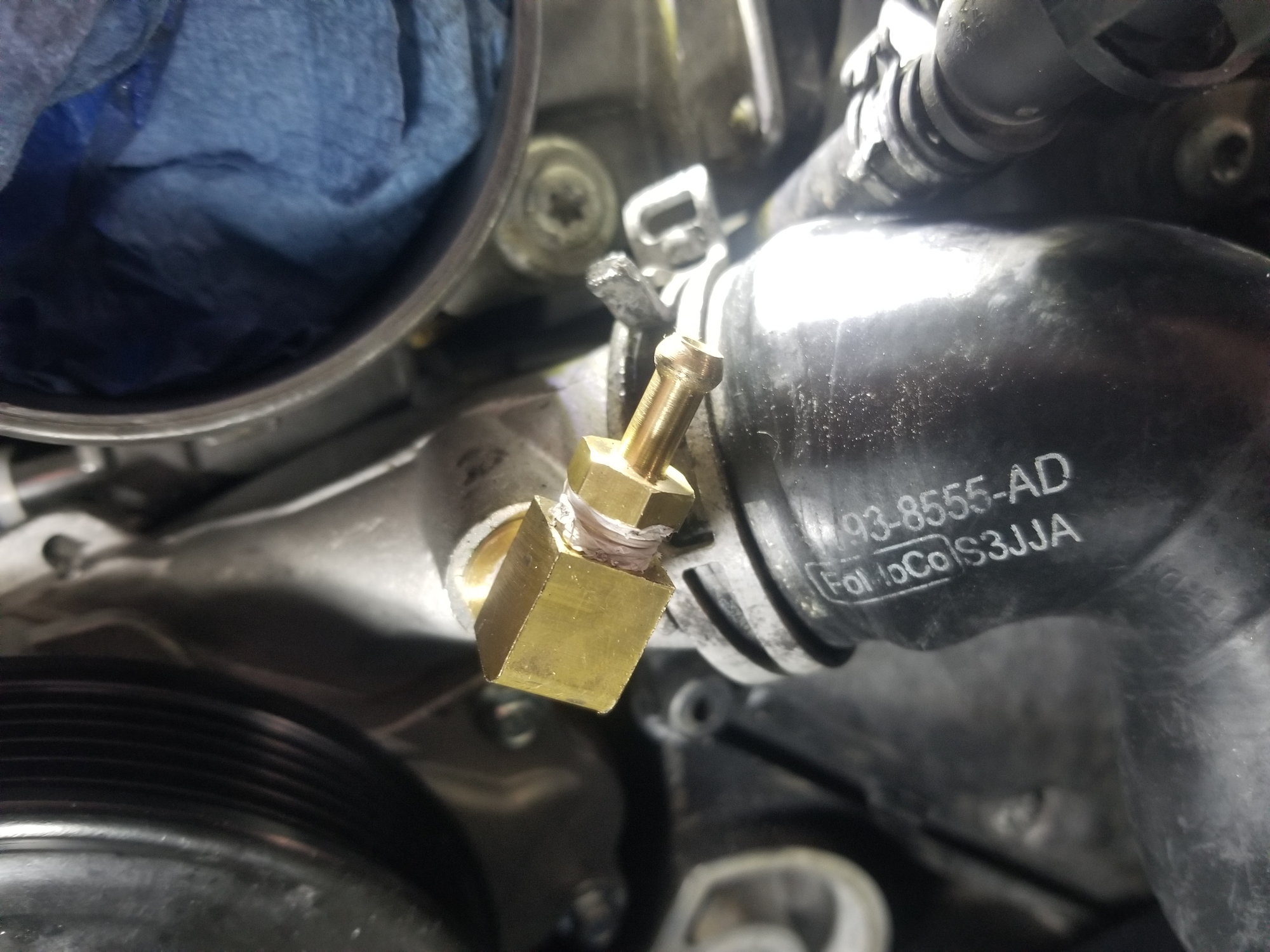 Coolant leak from plug-in connector in front of water pump - Page 