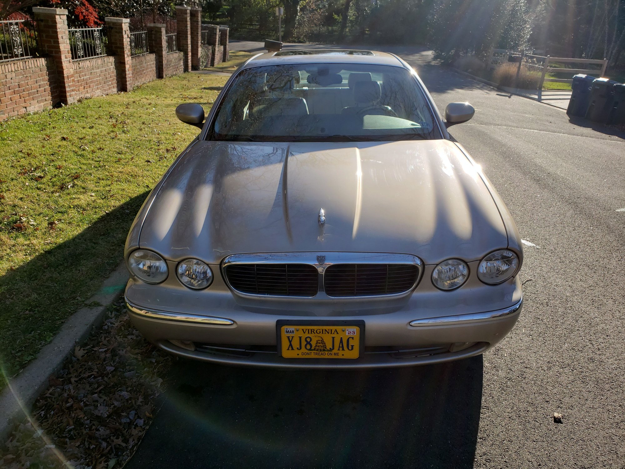 2004 Jaguar XJ8 - 2004 XJ8 for sale - Used - VIN SAJEA71C24SG11716 - 111,000 Miles - 8 cyl - 2WD - Automatic - Sedan - Gold - Mclean, VA 22101, United States