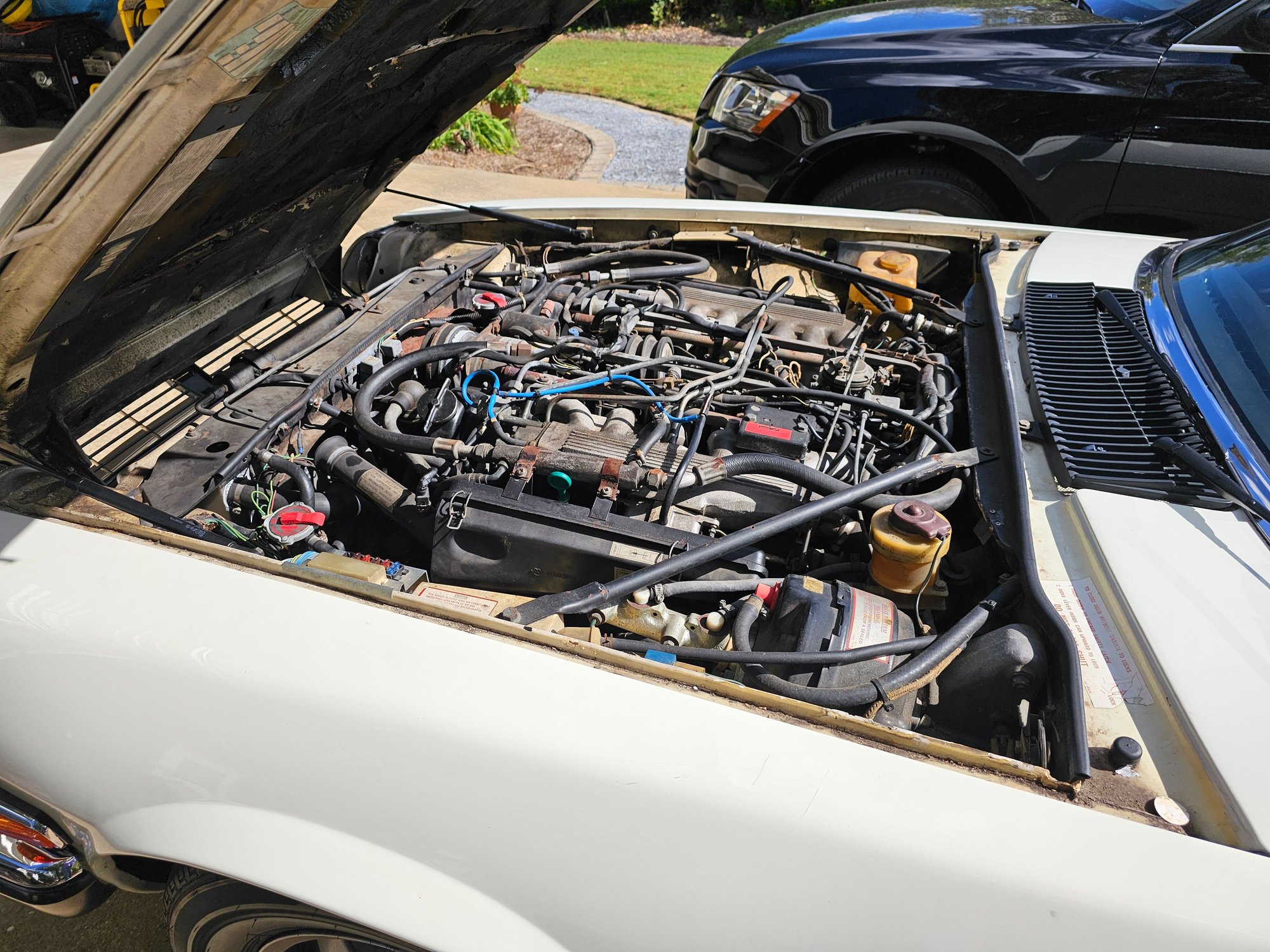 1988 Jaguar XJS - 1988 Jaguar XJS V12 - Used - VIN SAJNA5845JC144040 - 121,010 Miles - 12 cyl - Automatic - Coupe - White - Montgomery, AL 36116, United States