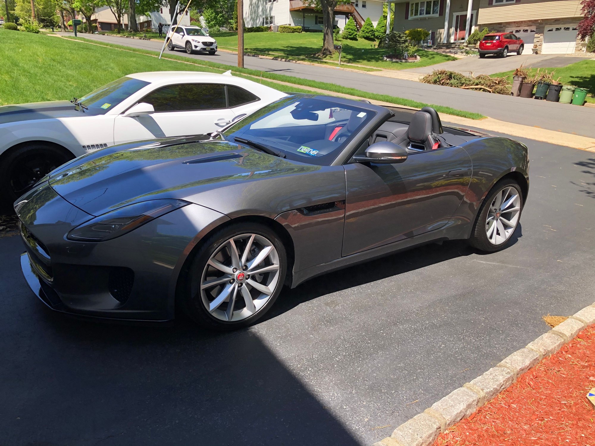 2019 Jaguar F-Type - For Sale 2019 Jaguar F Type Convertible - Used - VIN Sajdd5ev5kck58668 - 4,500 Miles - 6 cyl - 2WD - Automatic - Convertible - Gray - Hawthorne, NJ 07506, United States