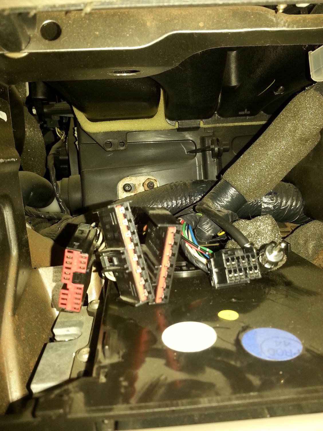 HELP: Stereo Removal 2001 Jaguar S type - Jaguar Forums - Jaguar