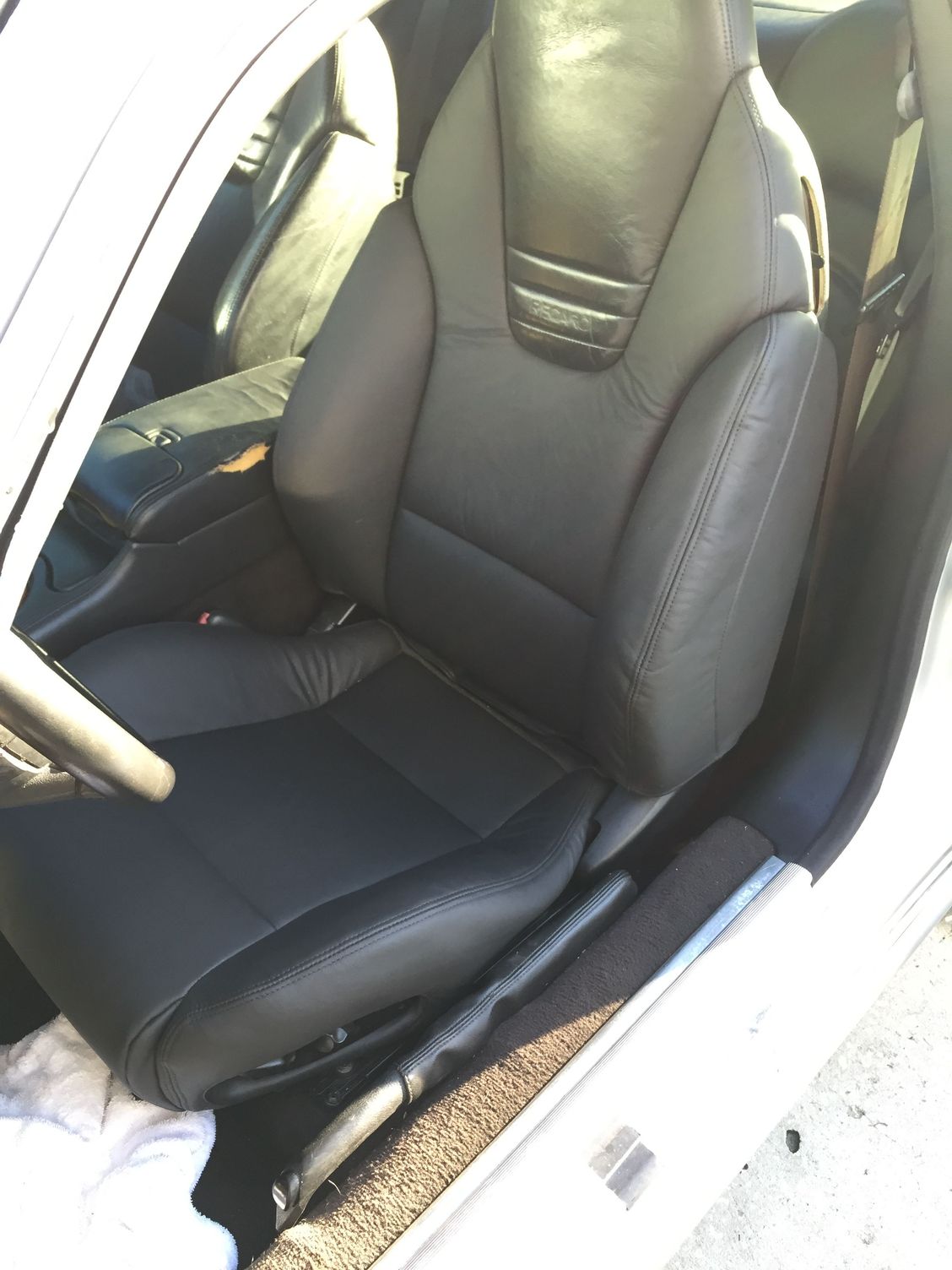 Recaro Seat Upholstery '03 XKR Jaguar Forums Jaguar Enthusiasts Forum