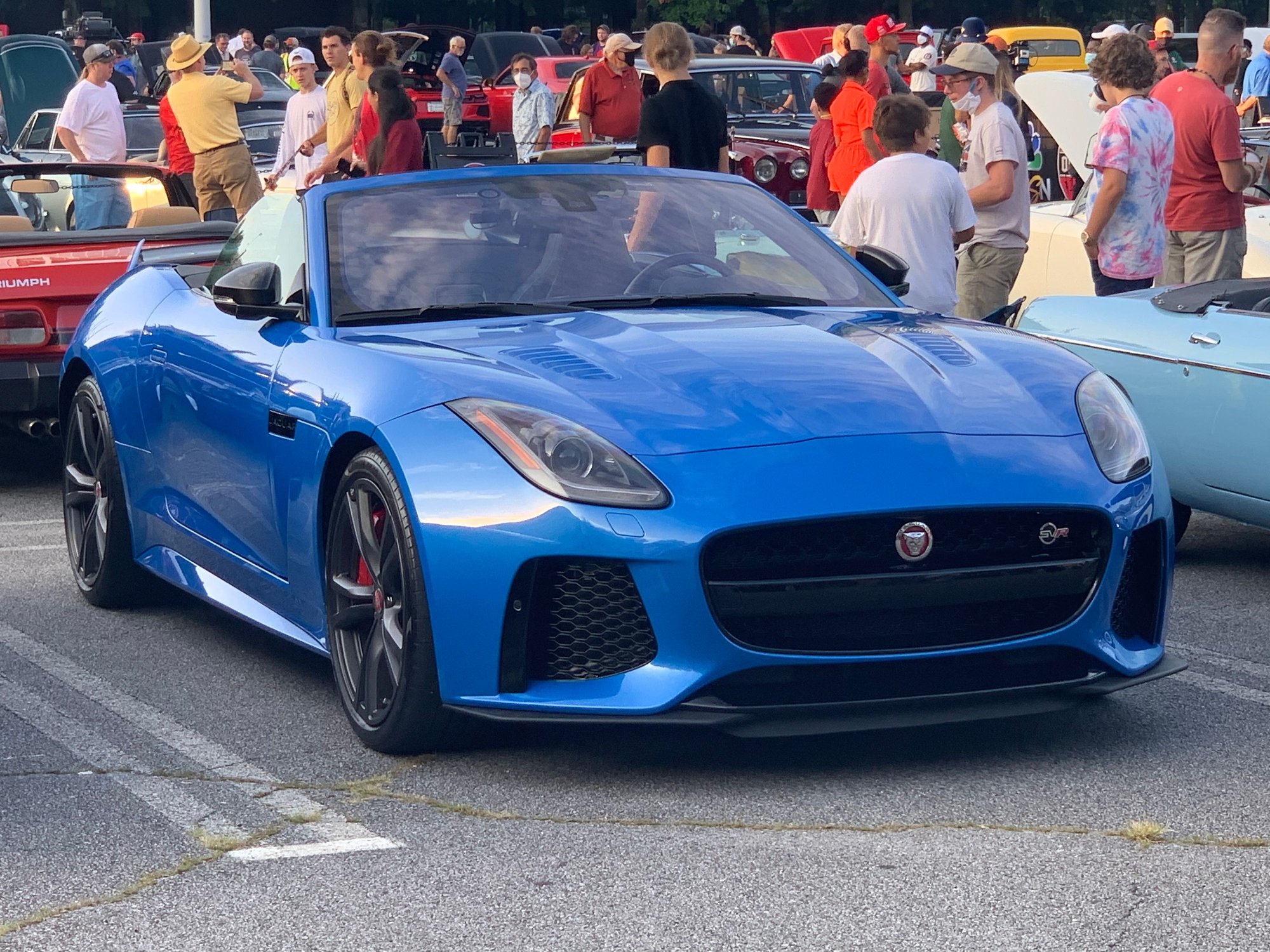 2017 Jaguar F-Type - 17 SVR Convertible $78k Ultra Blue - Used - VIN SAJWJ6K8XHMK42734 - 20,700 Miles - 8 cyl - 4WD - Automatic - Convertible - Blue - Atlanta, GA 30339, United States