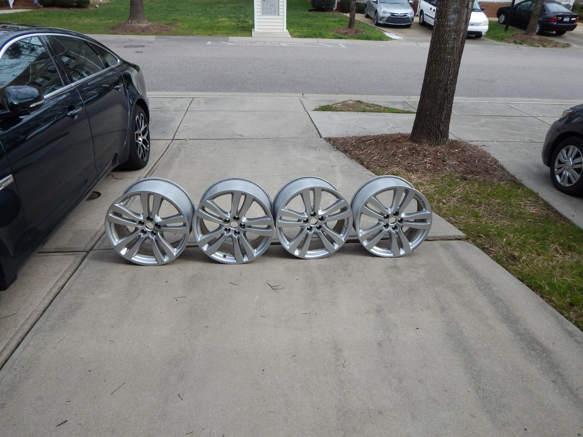 Wheels and Tires/Axles - 19 inch TOBA wheels - Used - 2010 to 2019 Jaguar XJ - Raleigh, NC 27616, United States