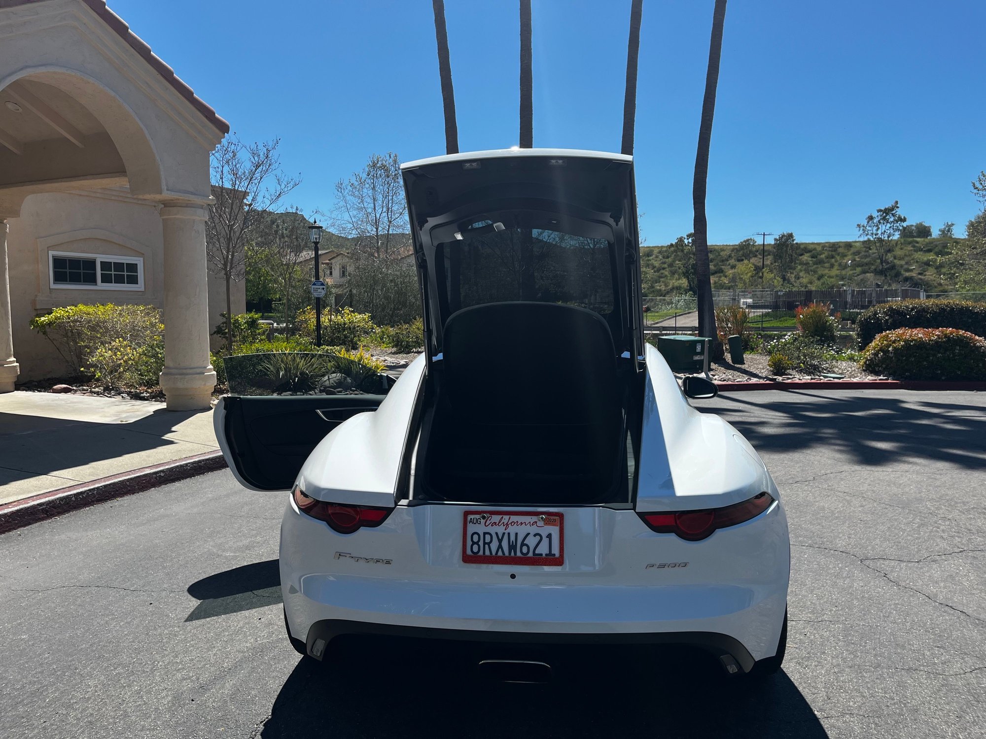 2020 Jaguar F-Type - 2020 F-Type P300 Coupe - Used - VIN SAJDD1GX3LCK68530 - 13,481 Miles - 4 cyl - 2WD - Automatic - Coupe - White - Fallbrook, CA 92028, United States