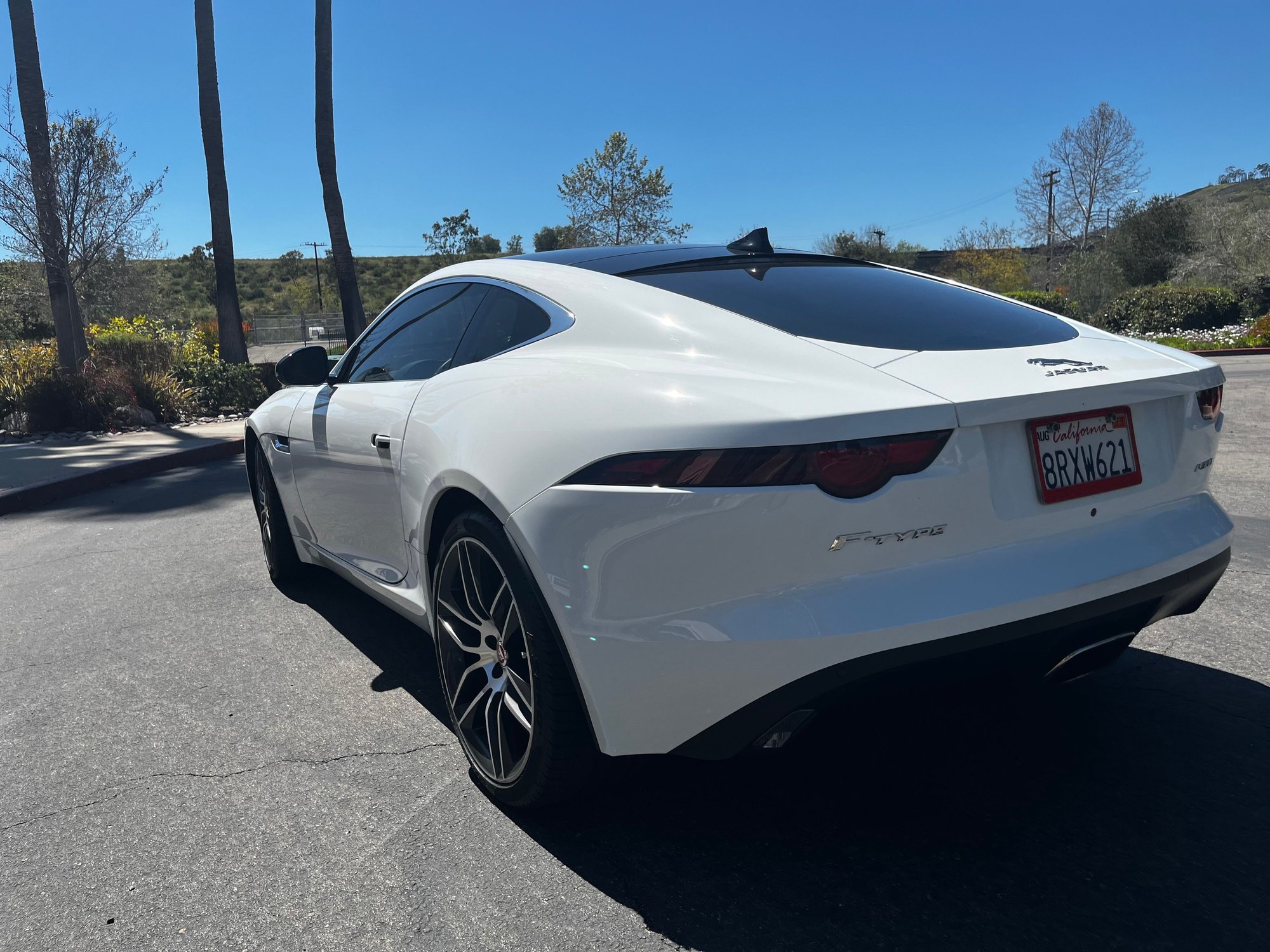 2020 Jaguar F-Type - 2020 F-Type P300 Coupe - Used - VIN SAJDD1GX3LCK68530 - 13,481 Miles - 4 cyl - 2WD - Automatic - Coupe - White - Fallbrook, CA 92028, United States