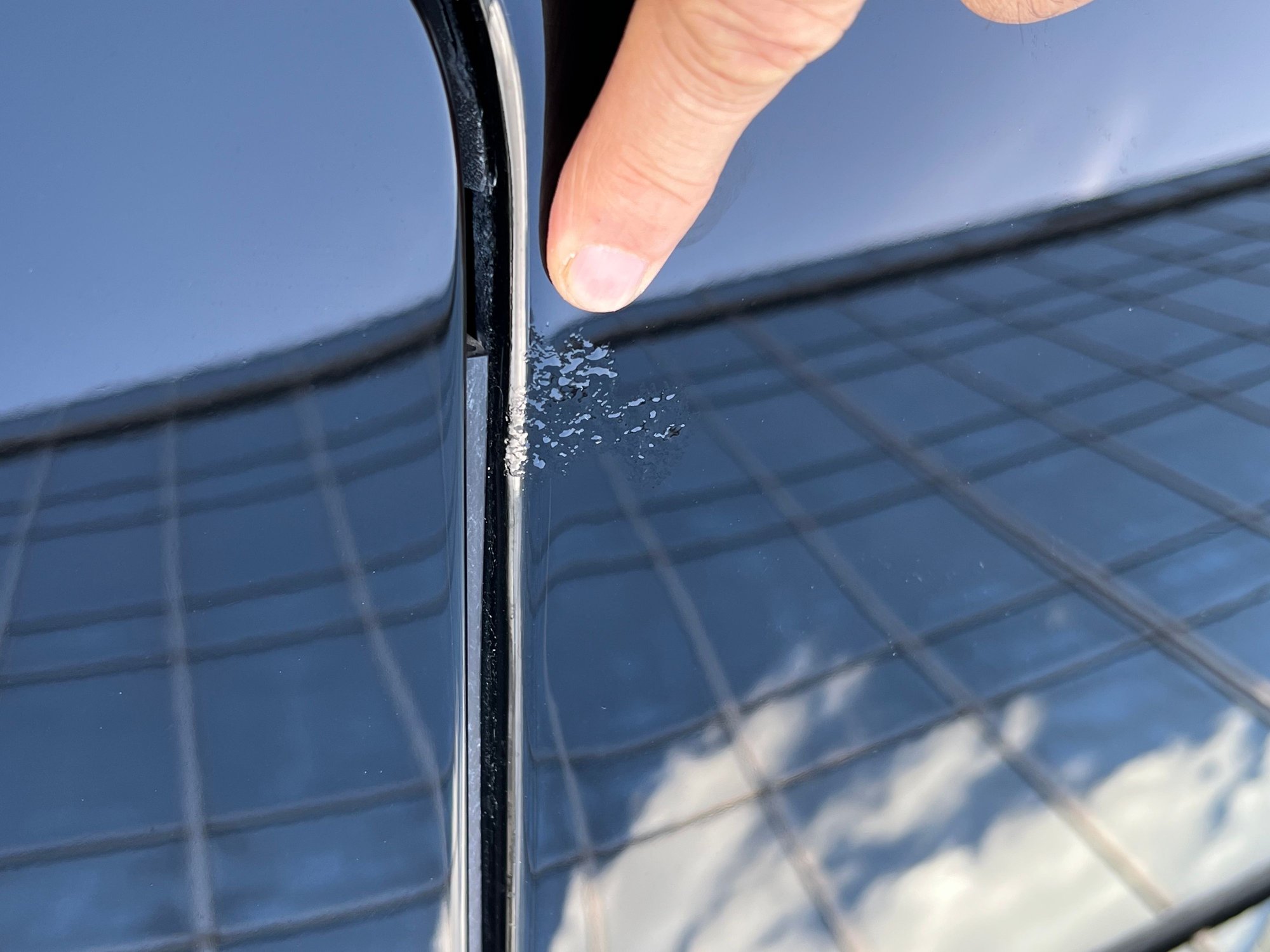 2013 Jaguar XKR - 2-owner dealer serviced 2013 XKR - Used - VIN SAJWA4DC7DMB51021 - 63,887 Miles - 8 cyl - 2WD - Automatic - Coupe - Black - Fort Lauderdale, FL 33308, United States