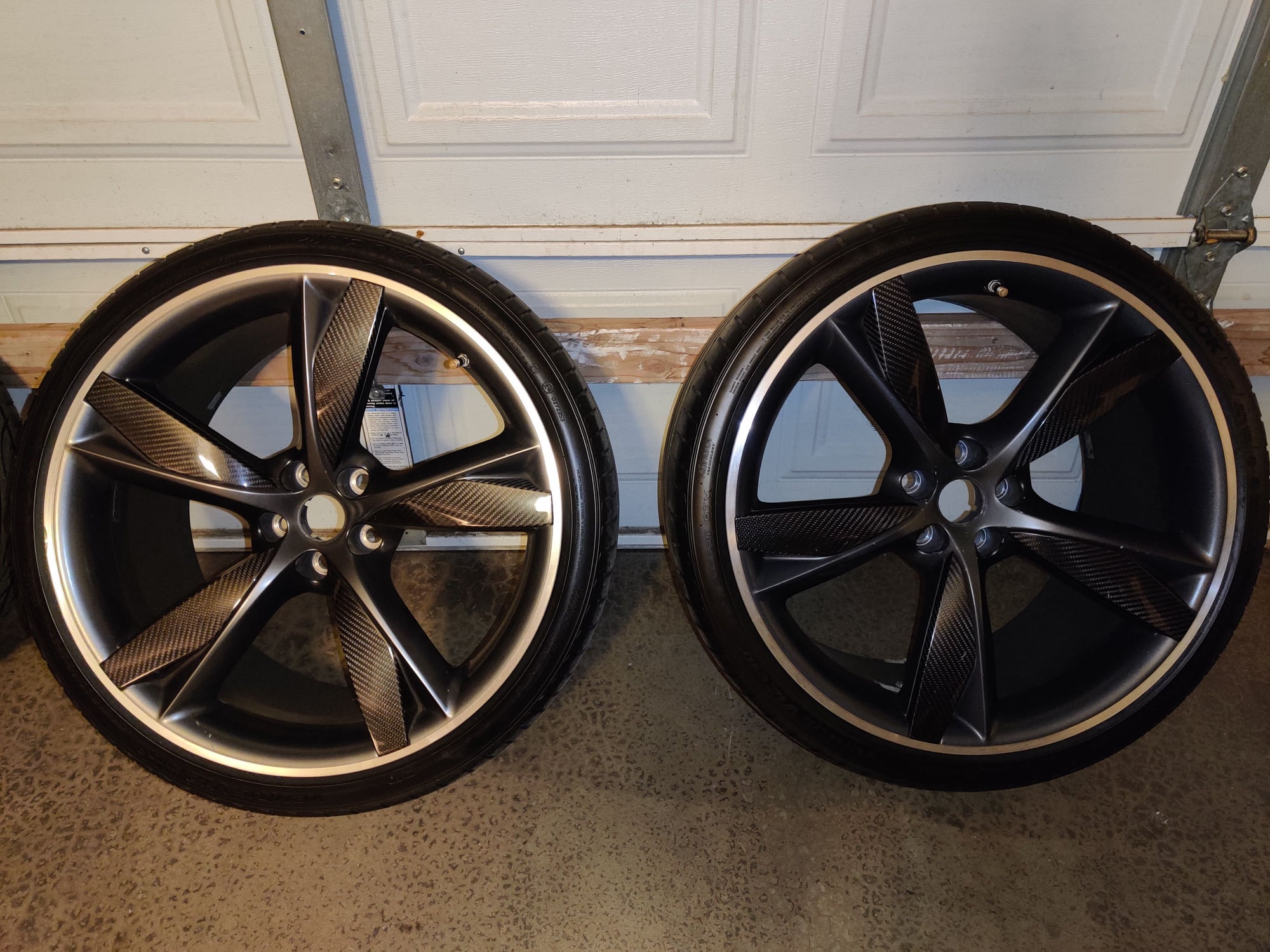 Wheels and Tires/Axles - 2 Jaguar carbon blade wheels 10.5" rears - Used - Highland, CA 92346, United States