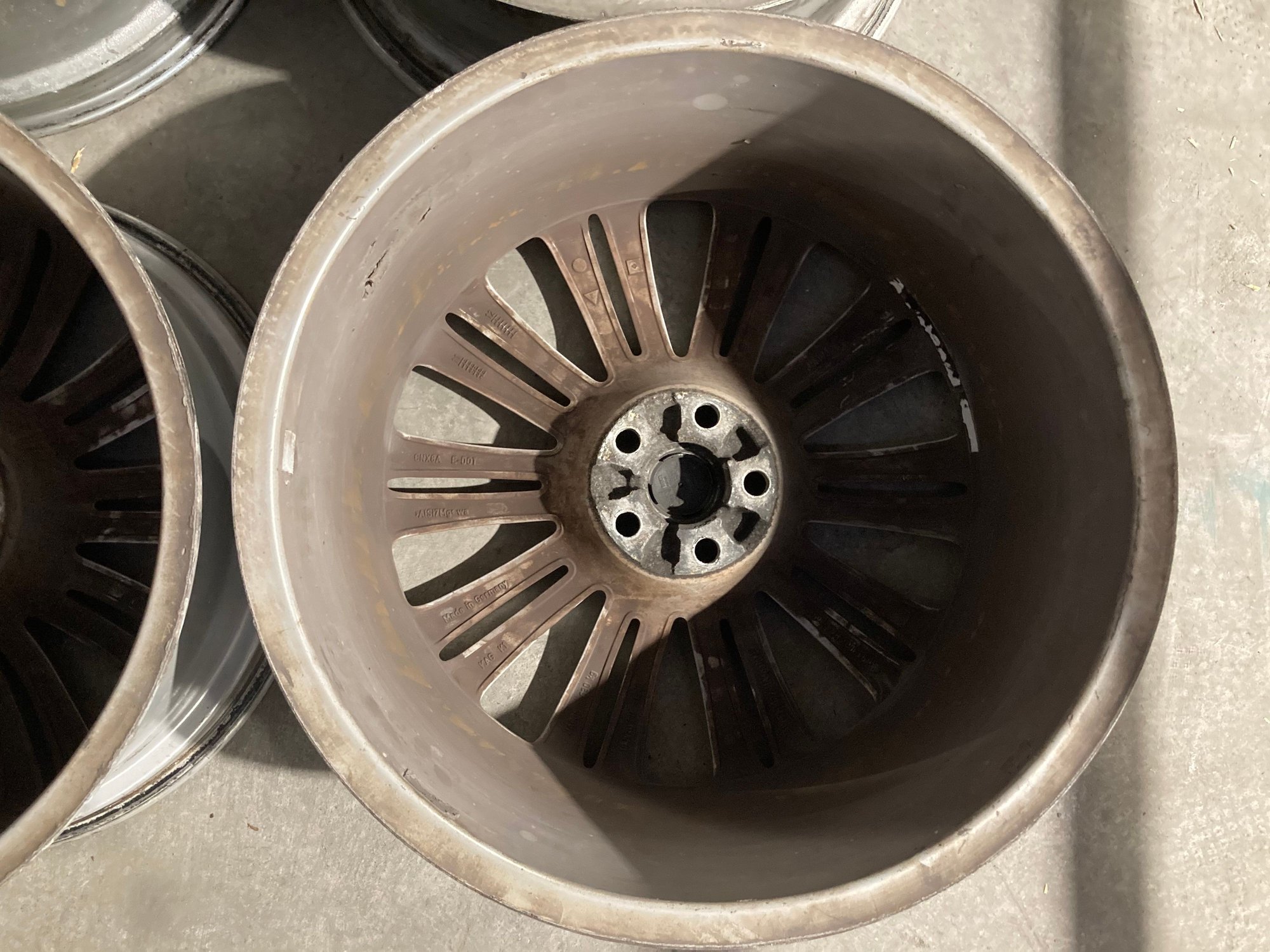 Wheels and Tires/Axles - Jaguar OEM 20” Kasuga Wheels - Used - 2010 to 2019 Jaguar XJ - Austin, TX 78719, United States