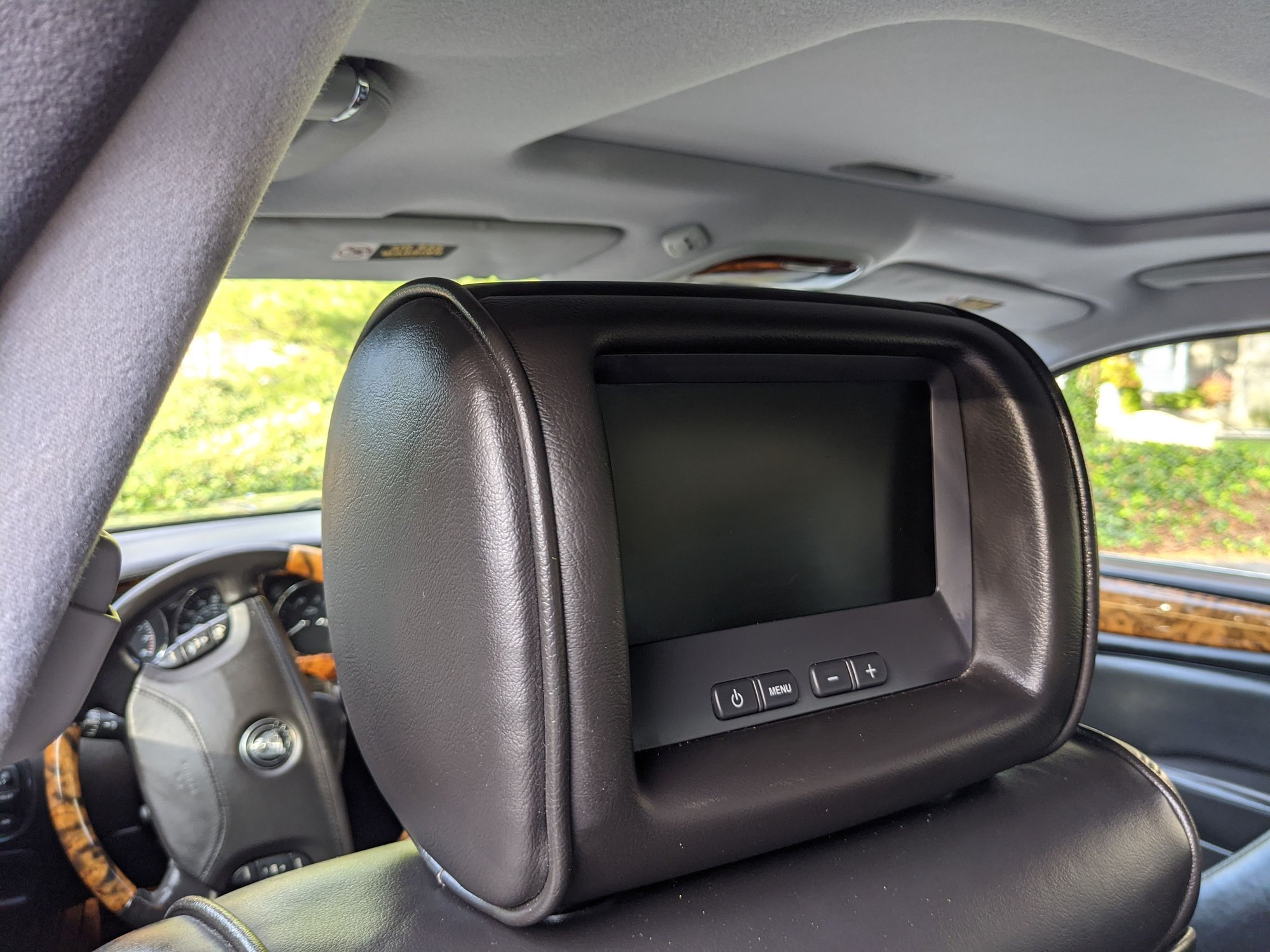 2007 Jaguar Vanden Plas - 2007 Jaguar XJ Vanden Plas - Used - VIN SAJWA82B37SH11909 - 119,450 Miles - 8 cyl - 2WD - Automatic - Sedan - Silver - Ferndale, MI 48220, United States