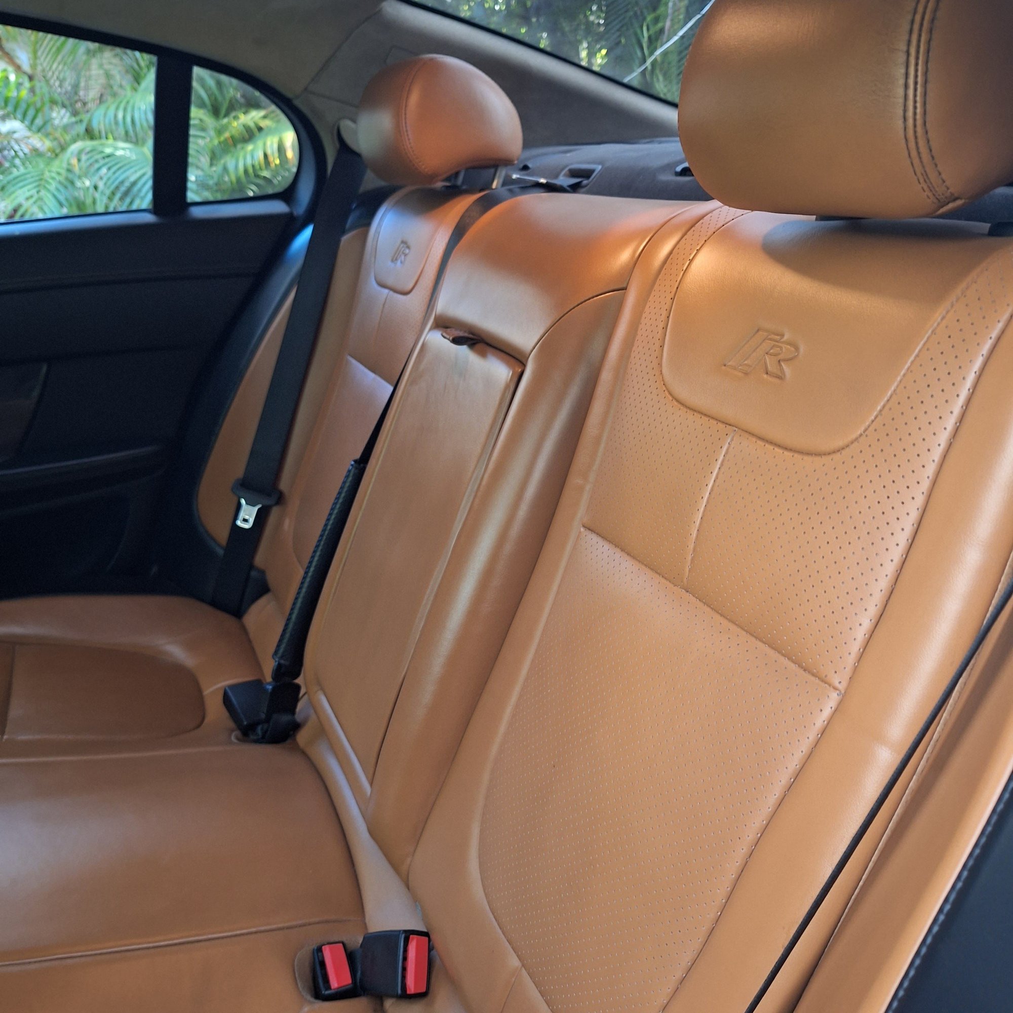 2010 Jaguar XFR - Jaguar xfr supercharged - Used - VIN SAJXAOJC6MR50962 - 96,000 Miles - 8 cyl - 2WD - Automatic - Sedan - White - Fort Lauderdale, FL 33304, United States