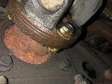 Curious if inpurt seal is my problem, why the entire input shaft isnt wet..especially the rusty section going aft from driveshaft connection?