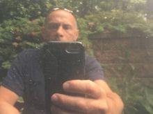 Thats my reflection on my Audi A8. Amazing!