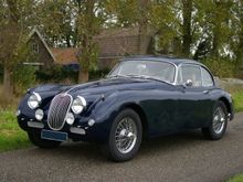 Garage - Jaguar S-type V6 3.0