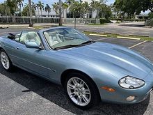 2002 Jaguar XK8 enjoying Arizona
