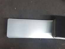 Fine Silvery color swatch.