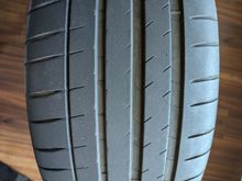 Wheel 1 (Front) -- tire