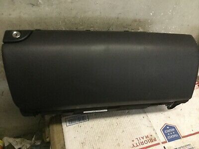 Interior/Upholstery - Wanted - XK Jaguar Glove Box - Used - 2007 to 2015 Jaguar XK - Abu Dhabi, United Arab Emirates