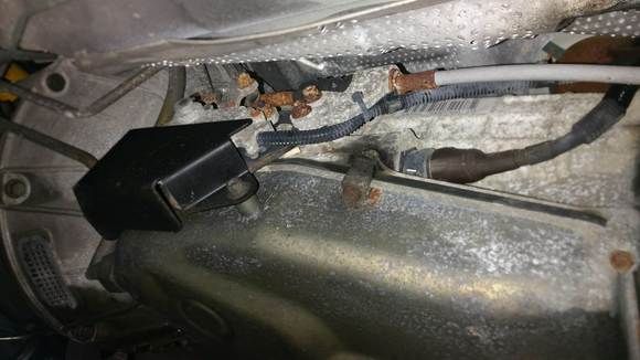 external wiring harness sealed plug going into the transmission? How does one disconnect this for cleaning and inspection/repair?