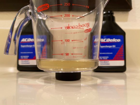 ~35ml/~1.2fl oz (out of 236ml/8fl oz) of fresh oil remaining