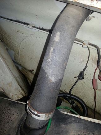 Leaky filler hose