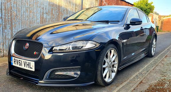 Maxton design front splitter