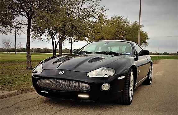      2005 Jaguar XKR Coupe - Onyx/Ivory 
            20" BBS "Montreal" Wheels