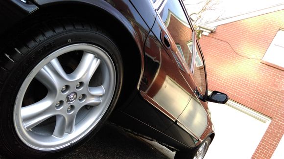 Waxed the wheel and tire shine
