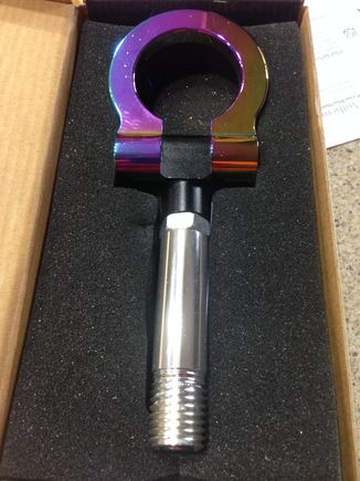 Modern tow eye