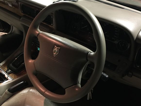 refurbished steering wheel 