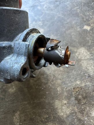 The magnet in question.