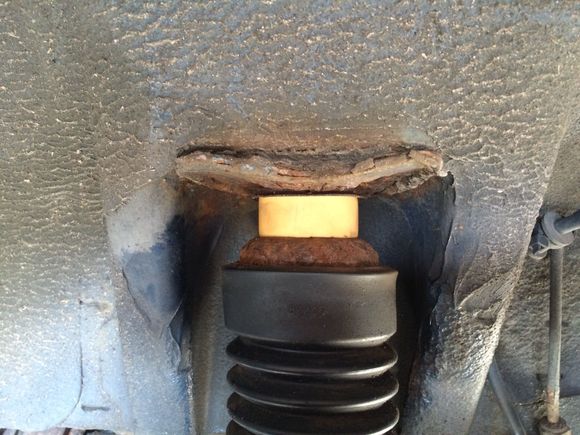 New Bushings in place, time to lower the car.