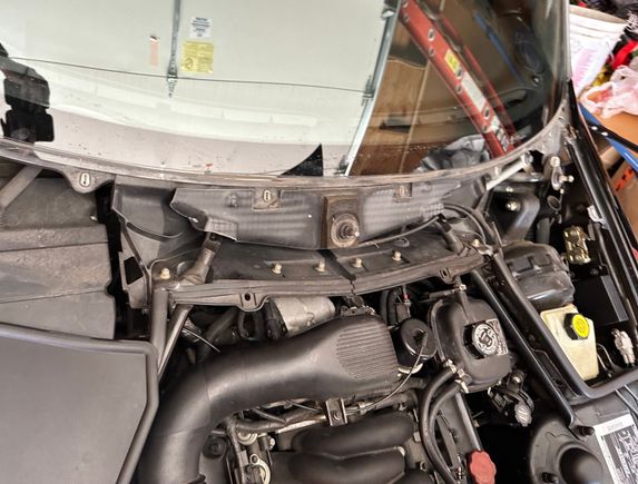 Plan on maybe replacing or touching up the double sided foam tape under this water shedder to keep it sealing well and keep your filter more dry-ish.