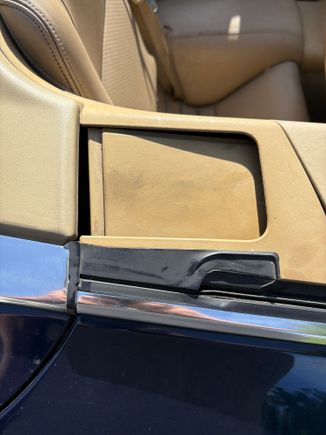 Right Side - Won't close with the top down