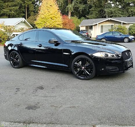 Black on Black Jag XF 3.0 SC AWD