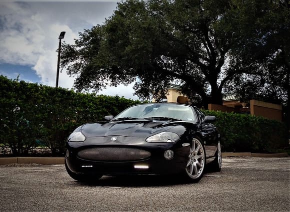 2005 Jaguar XKR Coupe - with Phillips Daytime Running Lights