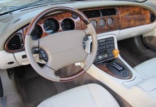 XK front seat - Ivory