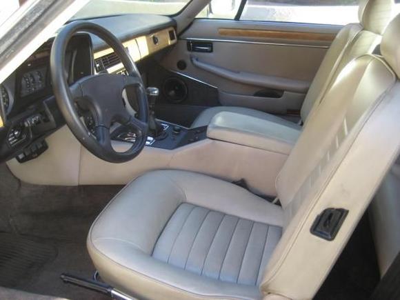 86JagInterior