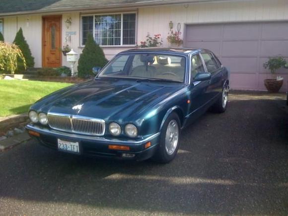 My 1996 XJ300

"Grace with Pace"