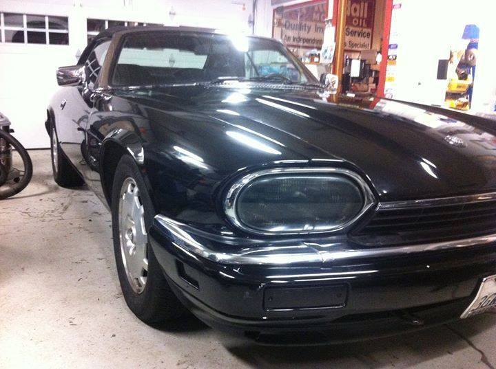 1994 Jaguar XJS - Will sell cheep, just serviced, gearbox just took a dump after flush - Used - VIN SAJNX2746RC190390 - 127,000 Miles - 6 cyl - 2WD - Automatic - Convertible - Black - Bloomington, IN 47404, United States