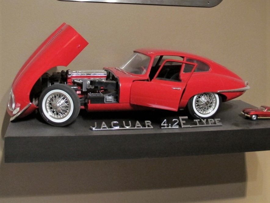 Miscellaneous - Revell 1:8 Scale Jaguar E-Type Model - Unbuilt/Complete/Mint Condition - New - All Years Jaguar All Models - San Diego, CA 92122, United States