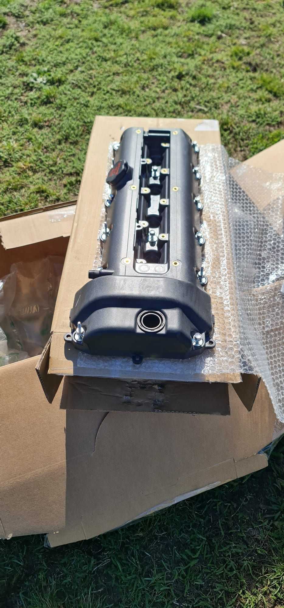 Engine - Internals - RARE camshaft covers - brand new - New - 1998 to 2002 Jaguar XJ8 - 1997 to 2005 Jaguar XK - Deva, Romania