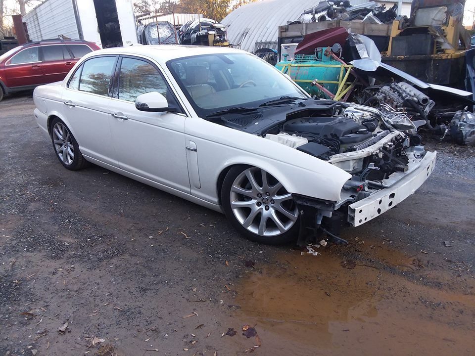 2011 Acura MDX - 2008 XJ8 SWB Part Out - Lynchburg, VA 24501, United States