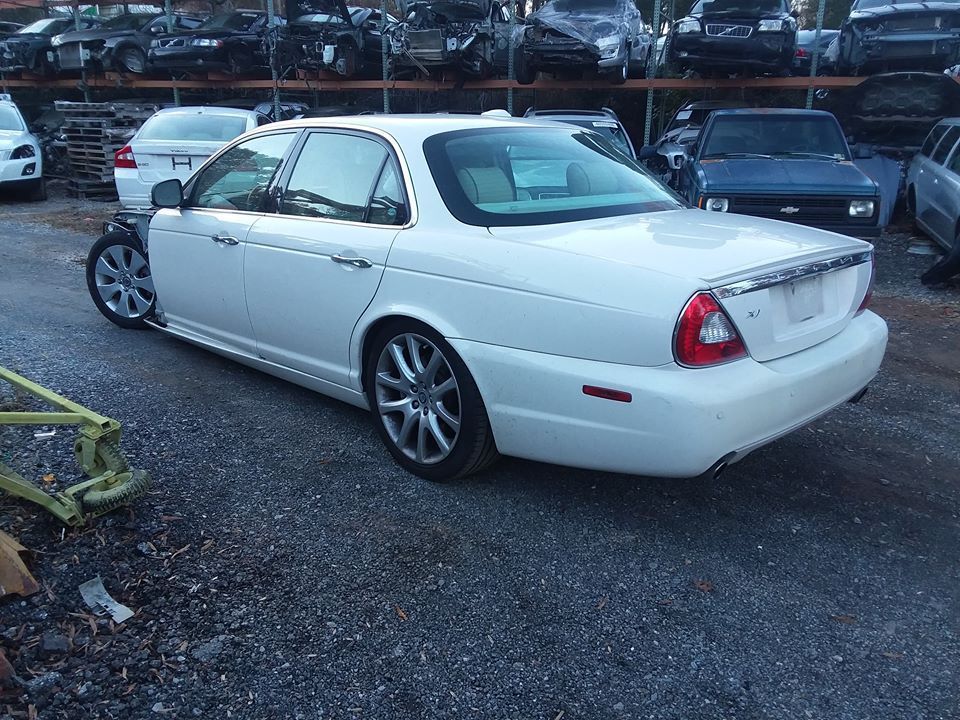 2011 Acura MDX - 2008 XJ8 SWB Part Out - Lynchburg, VA 24501, United States