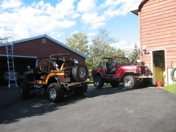 Brown '86 CJ7, red '85 CJ7