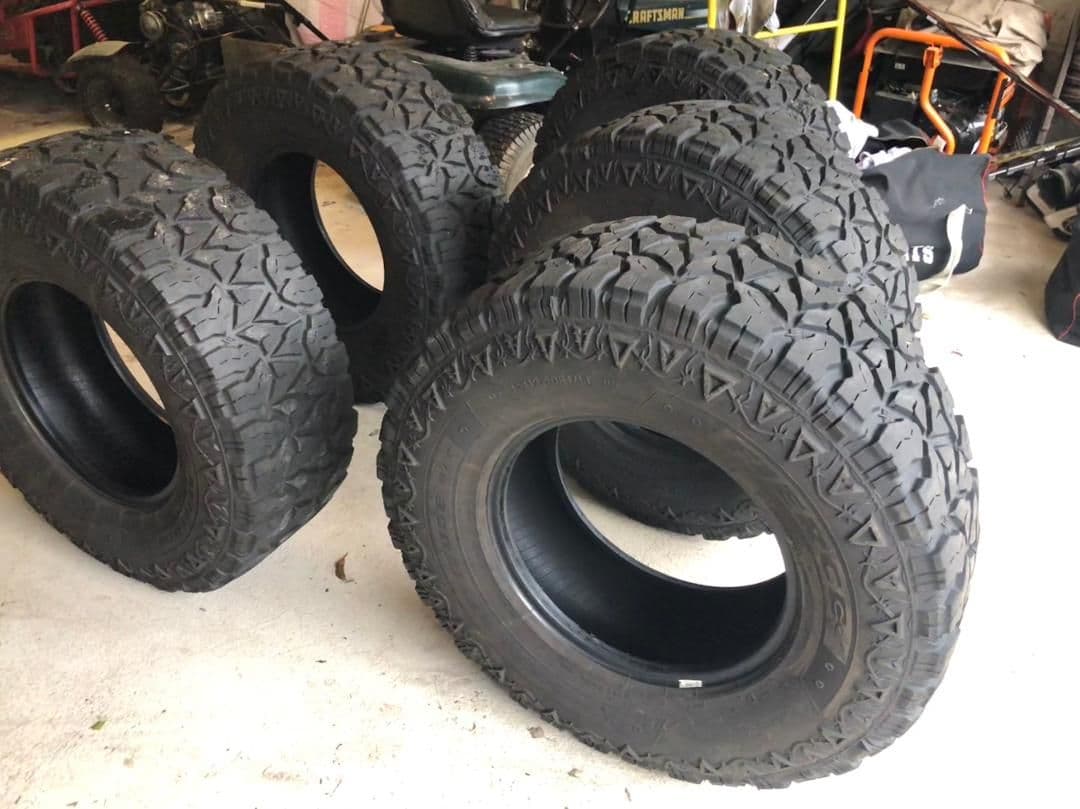 Wheels and Tires/Axles - FS: (5) 35/12/5/17 Fierce M/T Tires with Lots of Life Left - Pick up in CT - Used - Branford, CT 06405, United States