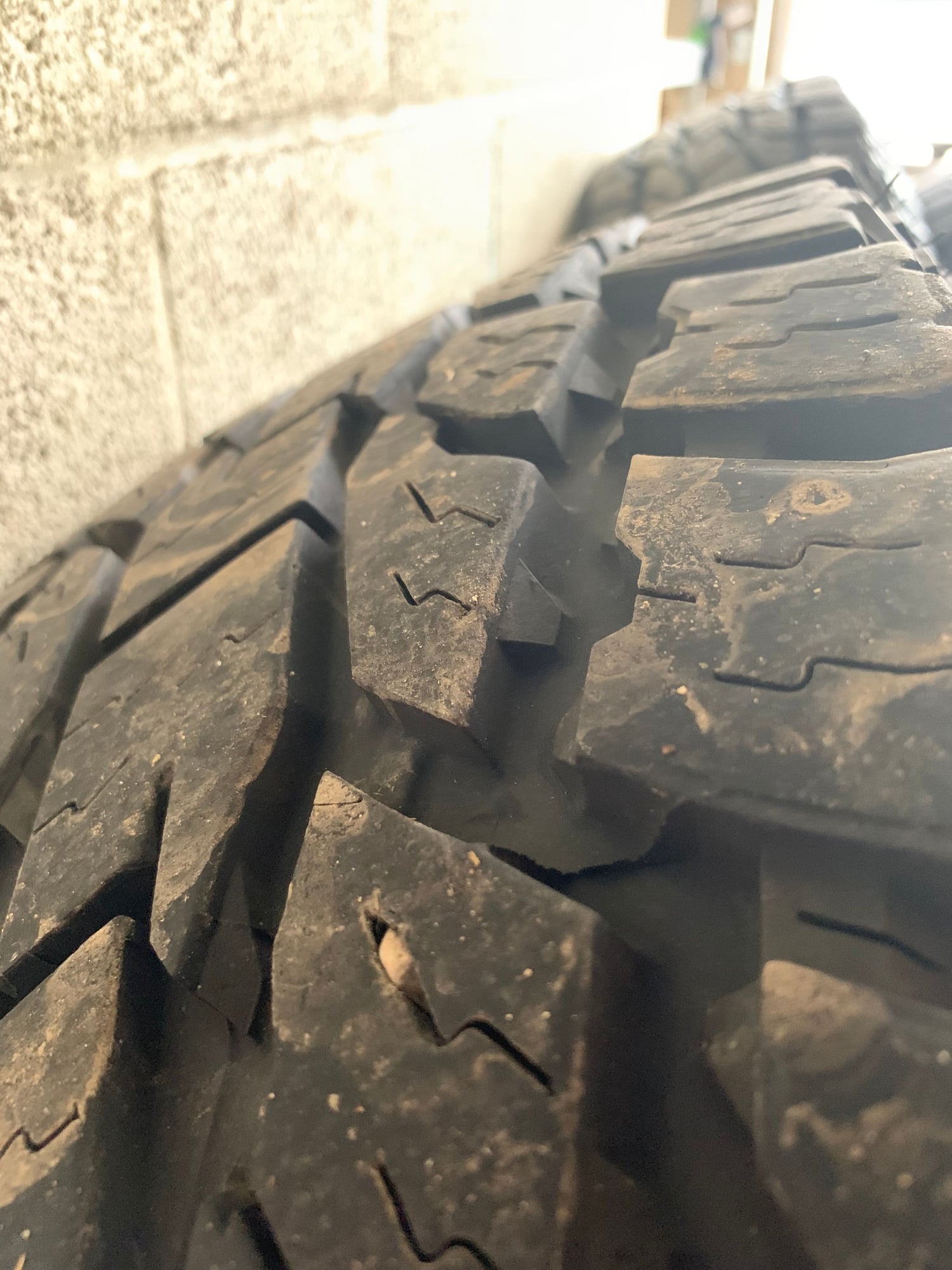 Wheels and Tires/Axles - 5 JK Wheels & Tires (285/75R17) - Used - 2007 to 2018 Jeep Wrangler - Austintown, OH 44515, United States