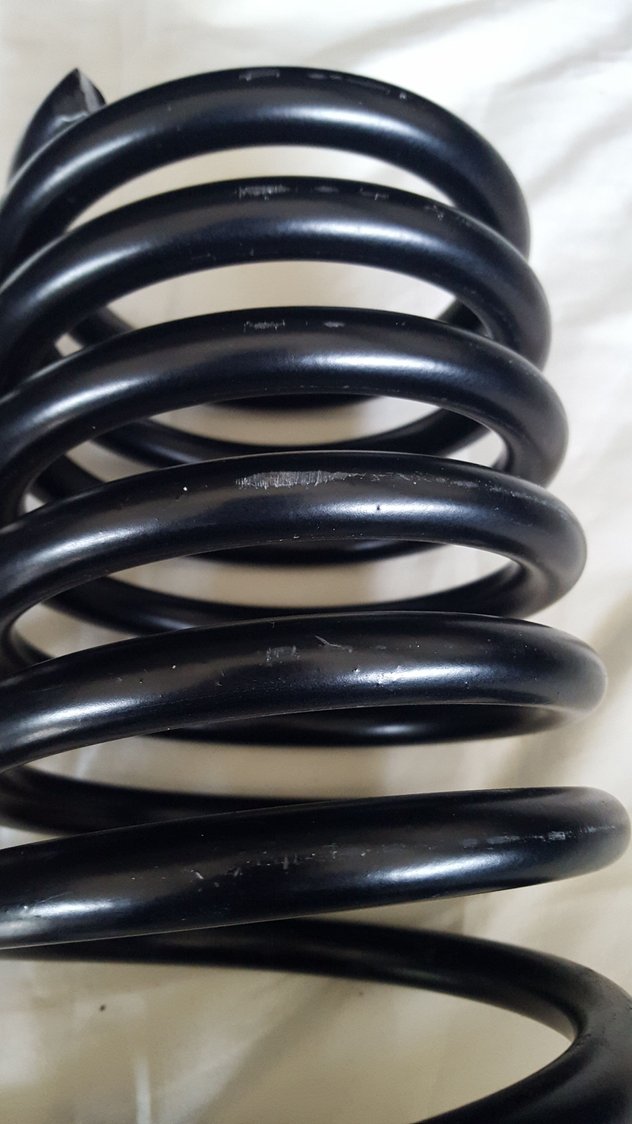 Metalcloak 2.5" Springs for JKU, 3.5" for JK - JK-Forum ...