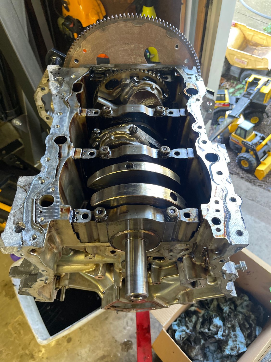 Penstar 3.6 lower exhaust manifold bolt access issue Page 2 JK