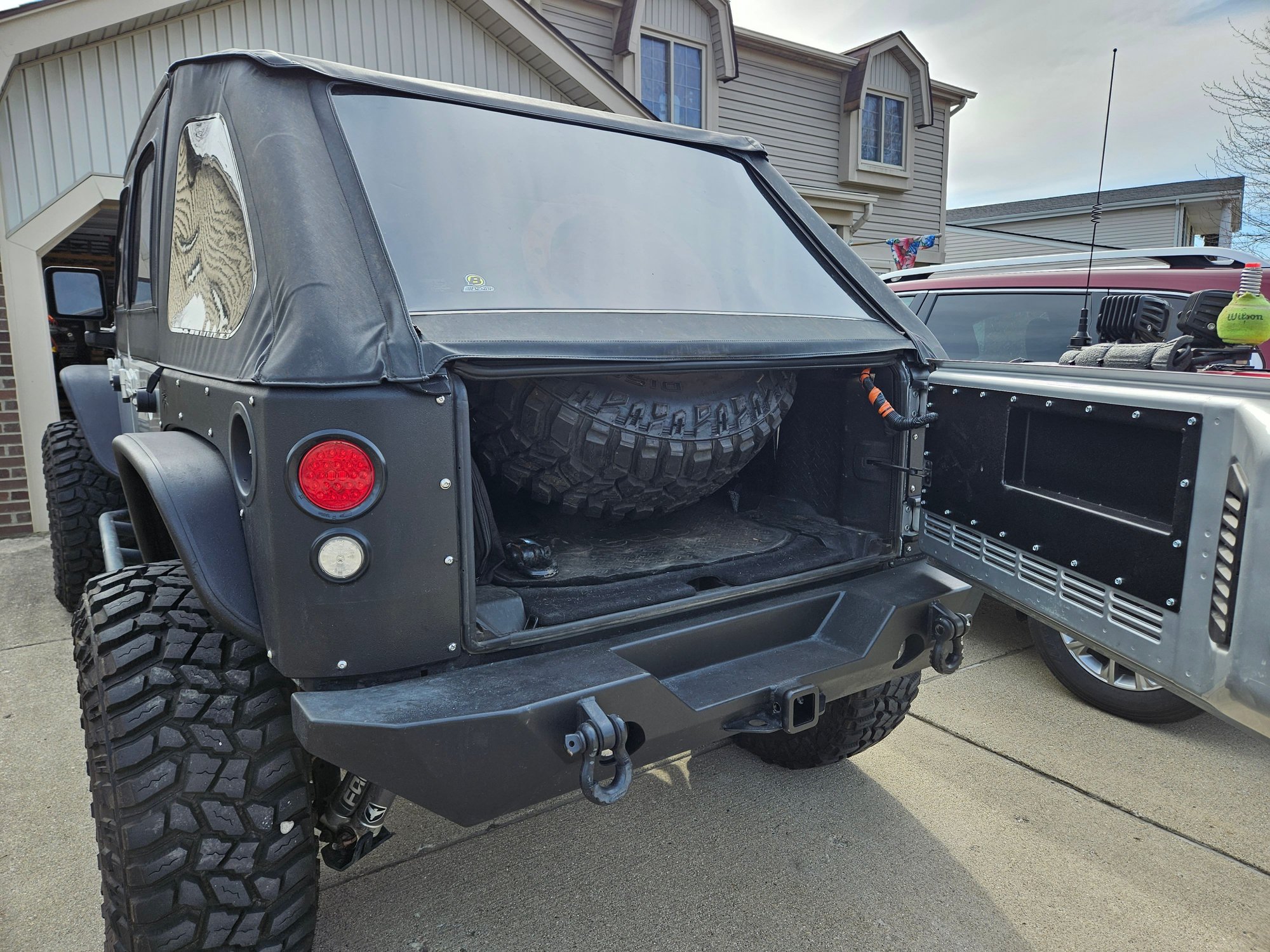 2012 Jeep Wrangler - 2012 Jeep Wrangler Unlimited Rubicon w/Manual trans - 57k miles - Used - VIN 1C4HJWFG1CL107102 - 57,000 Miles - 6 cyl - 4WD - Manual - SUV - Silver - Canton, MI 48187, United States